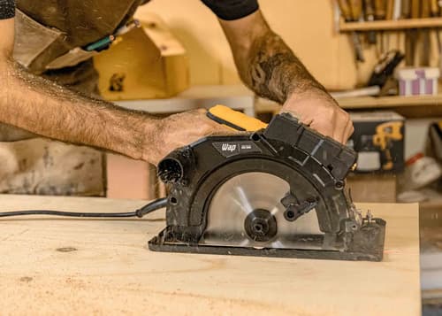 Serra Circular Elétrica Wap Esc1500 7 1/4 Com Guia Laser 1500w Laranja/preto 220v - 4
